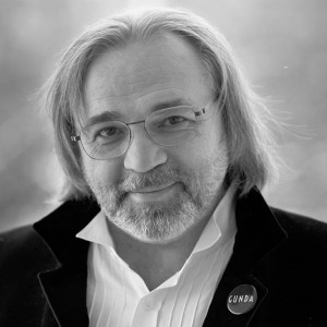 Виктор Косаковски