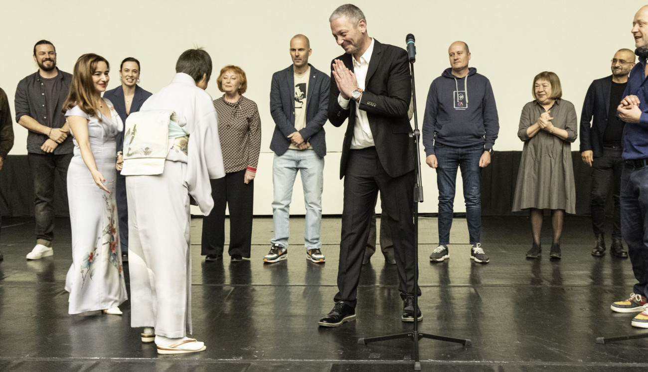 Lumiere Cinema - Flesh