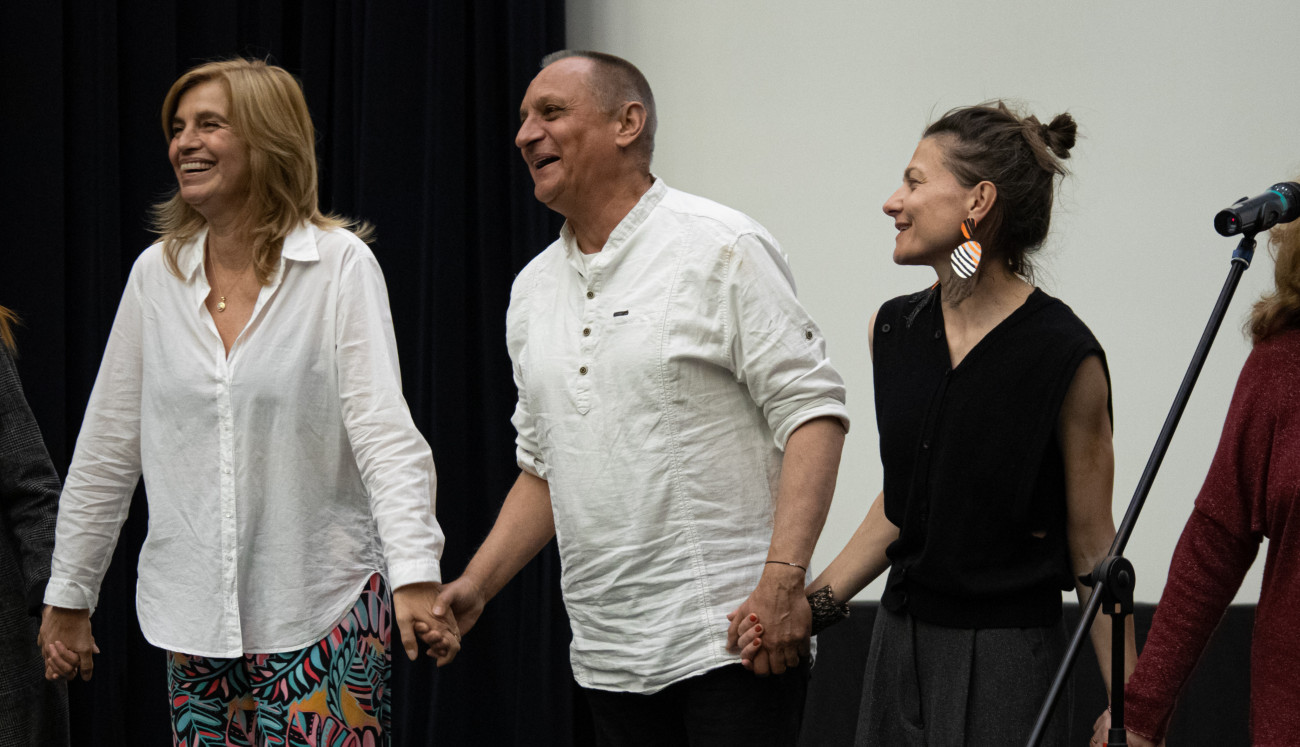 Lumiere Cinema - "Artists for Children"