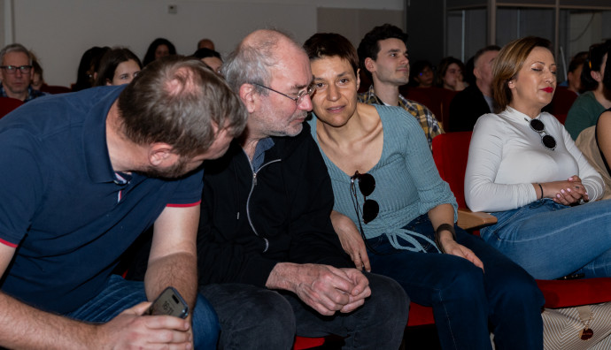 Френски институт - " Светът е голям и спасение дебне отвсякъде"