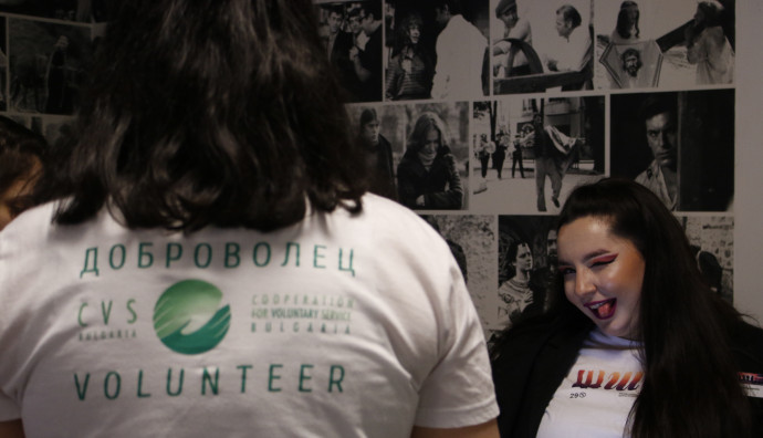 Кино Одеон - "Летящият кюфтетаджия"