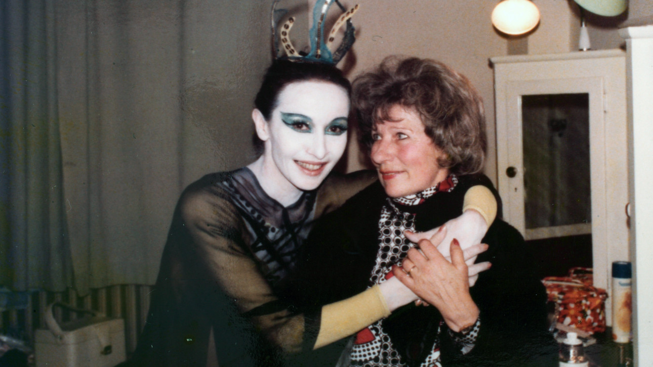 ИНТЕРВЮ С ЕДНА ПРИМА