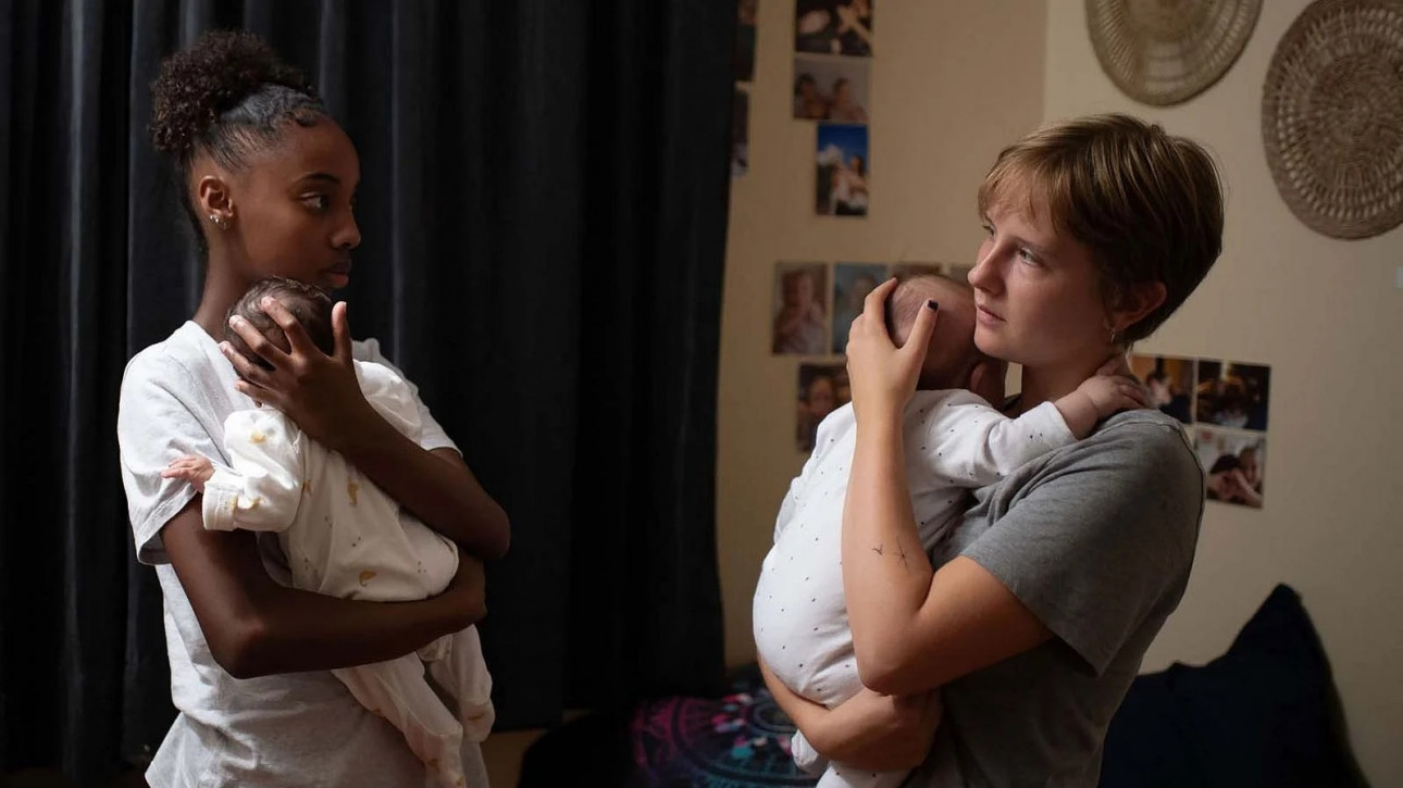 МЛАДИ МАЙКИ